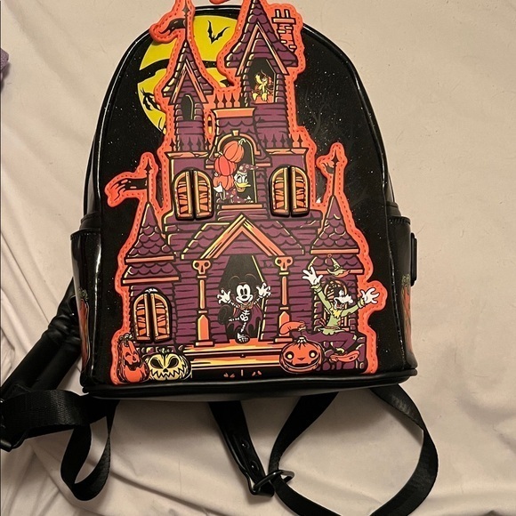 Disney lounge fly Black and Orange Halloween  Backpack glow in dark main image 5